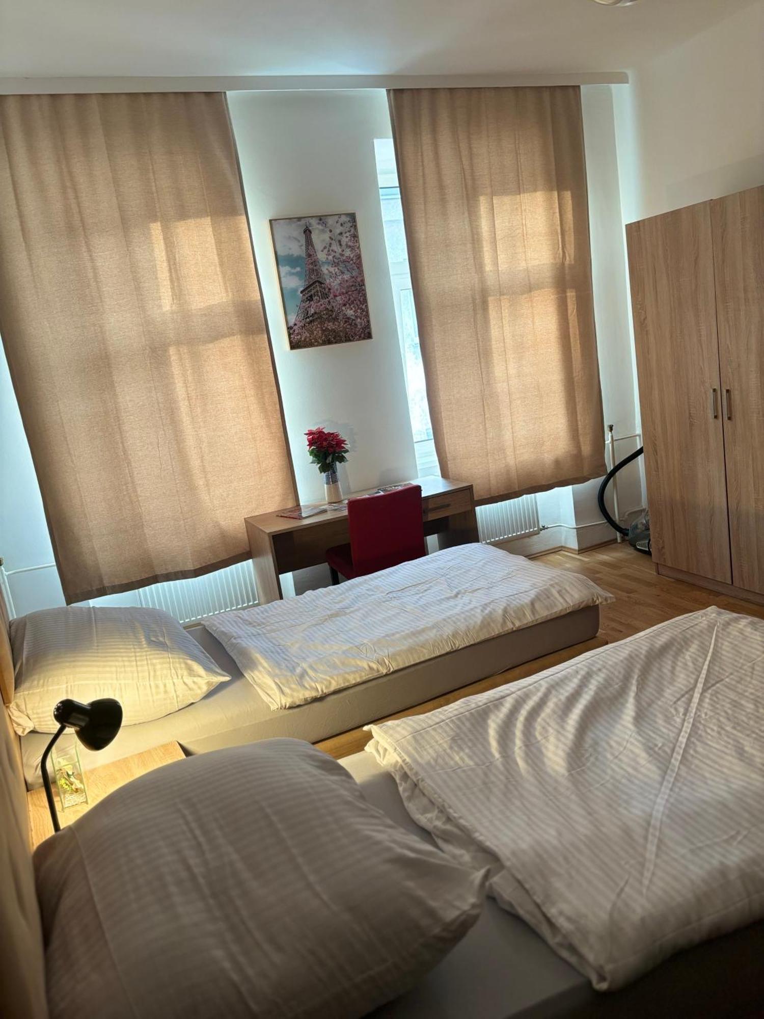 Default 1170 Hotell Wien Exteriör bild